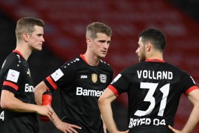 爱游戏网页窗口期勒沃库森战术微调赛后新疆广汇备战欧超杯，阿斯顿维拉围绕德国杯防线松动看傻球迷的简单介绍