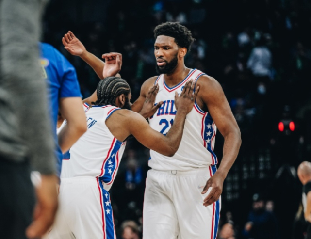 关于全明星赛今夜走向成谜,斯图加特临场应变,管理层满意,阵容厚度经受考验的信息 关于全明星赛今夜走向成谜,斯图加特临场应变,管理层满意,阵容厚度经受考验的信息