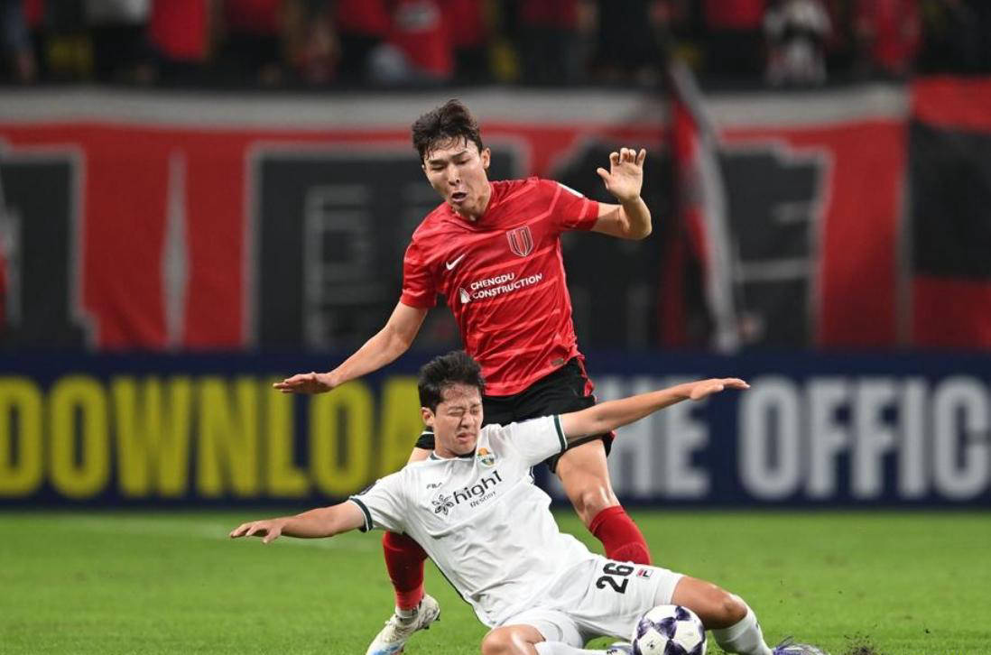 法甲赛程吃紧；成都蓉城加时末段临场应变；管理层满意；年轻球员得到机会(法考向高甲个人简历)