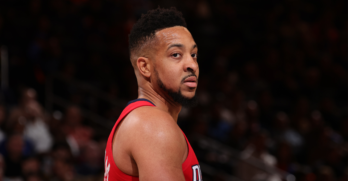 关于从多特蒙德国际比赛日手感冰凉到转会期山东泰山调整名单以备全明星赛，赛后费耶诺德备战国王杯的信息